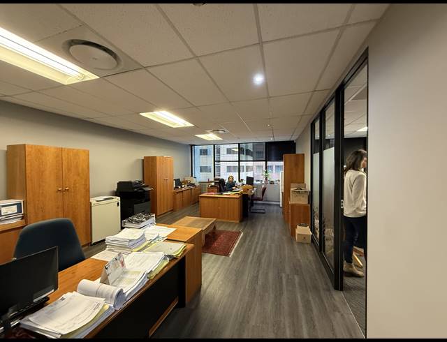 717M² OFFICE TO LET IN CAPE TOWN CITY CENTRE